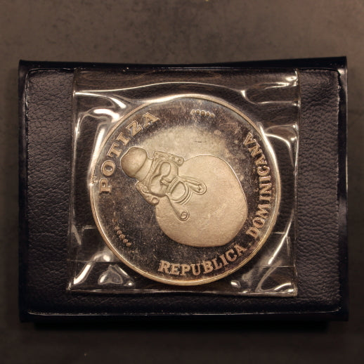 Domincan Republic Medal ND(c.1980) "Arte Taino-Potiza" 27.7g - 40.5mm Proof